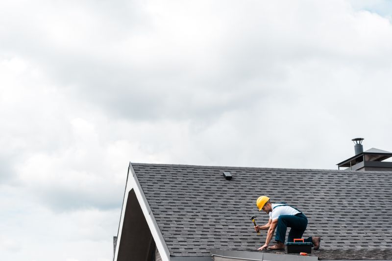 Best Time to Hire Roofing Services